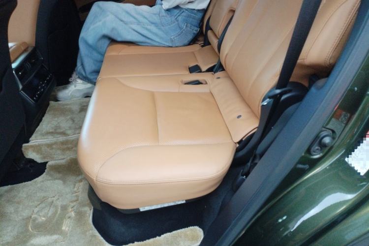Used Lexus LX  Left Rear Seat