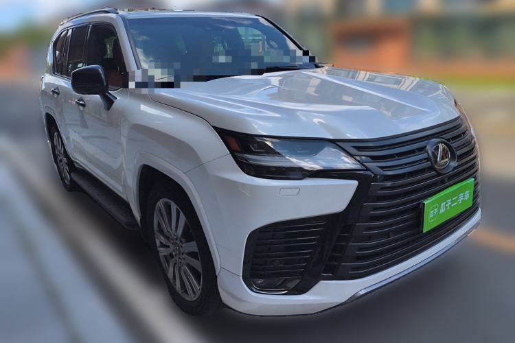 Used Lexus LX  Front Right 45 Deg
