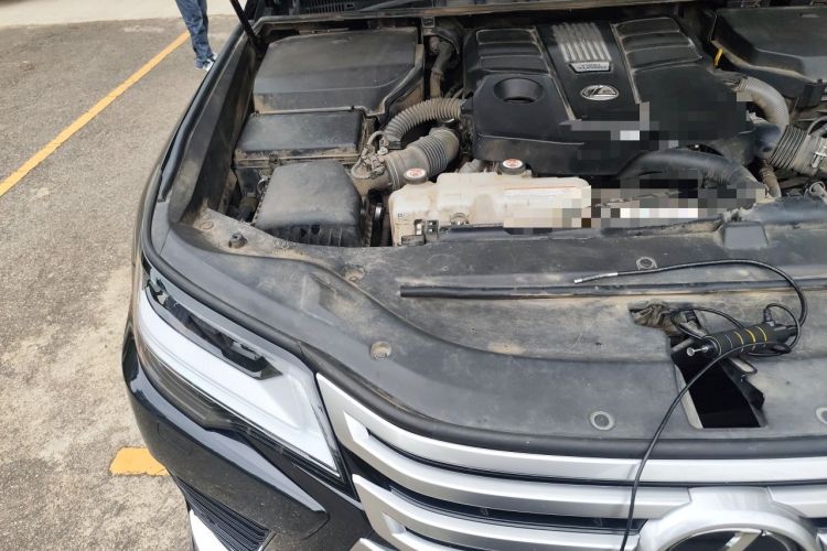 Used Lexus LX  Engine Bay Right