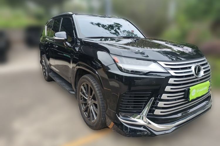 Used Lexus LX  Front Right 45 Deg