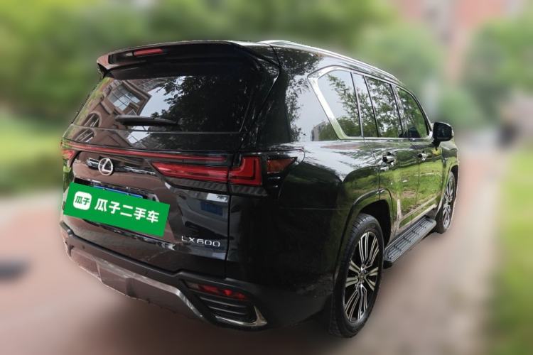 Used Lexus LX 2023 LX600 7-Seater Premium U.S. Specification Rear Right 45 Deg