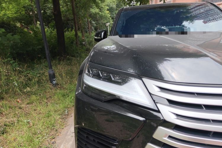 Used Lexus LX 2023 LX600 7-Seater Premium U.S. Specification Right Front Headlight