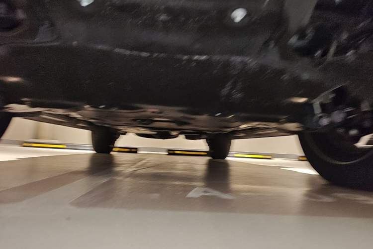Used Lexus LX  Chassis Front