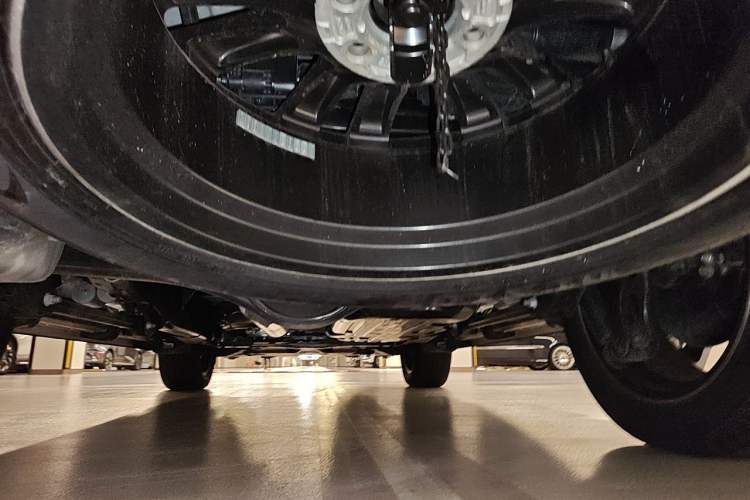 Used Lexus LX  Chassis Rear