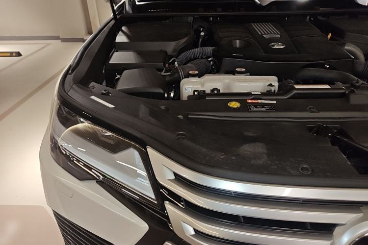 Used Lexus LX  Engine Bay Right