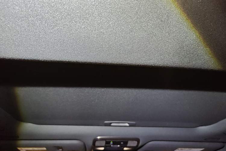 Used Lexus LX  Headliner