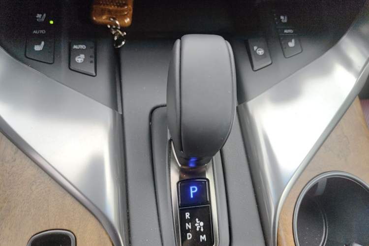Used Lexus LX 2025 700h Lingjie Edition Gear Lever