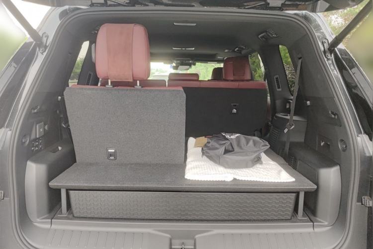 Used Lexus LX 2025 700h Lingjie Edition Trunk