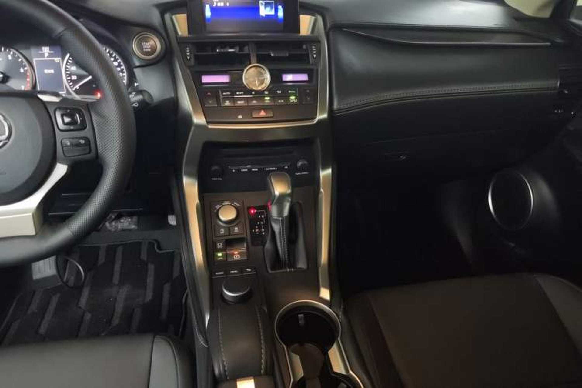 Used Lexus NX 2015 200 Front-Wheel Drive X-Trail SE Edition Audio And AC Panel
