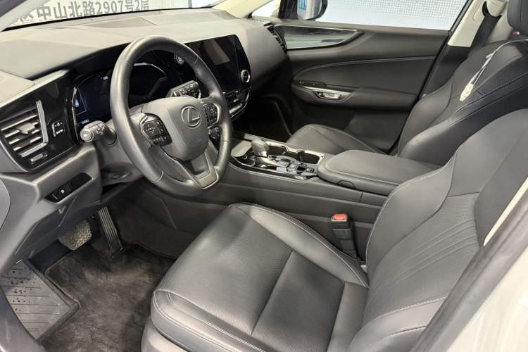Used Lexus NX 2022 260 Front-Wheel Drive Chuan Yue Edition Interior 4