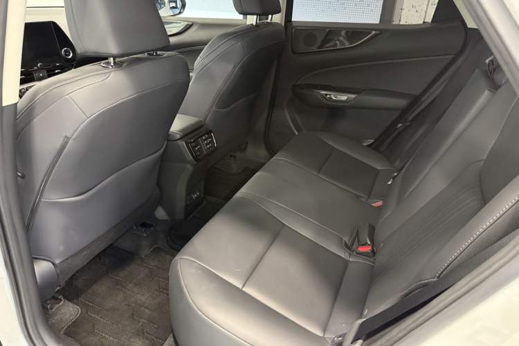 Used Lexus NX 2022 260 Front-Wheel Drive Chuan Yue Edition Interior 5