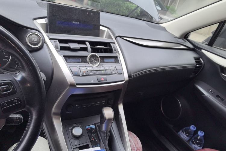 Used Lexus NX 2015 200 Front-Wheel Drive X-Trail SE Edition Audio And AC Panel