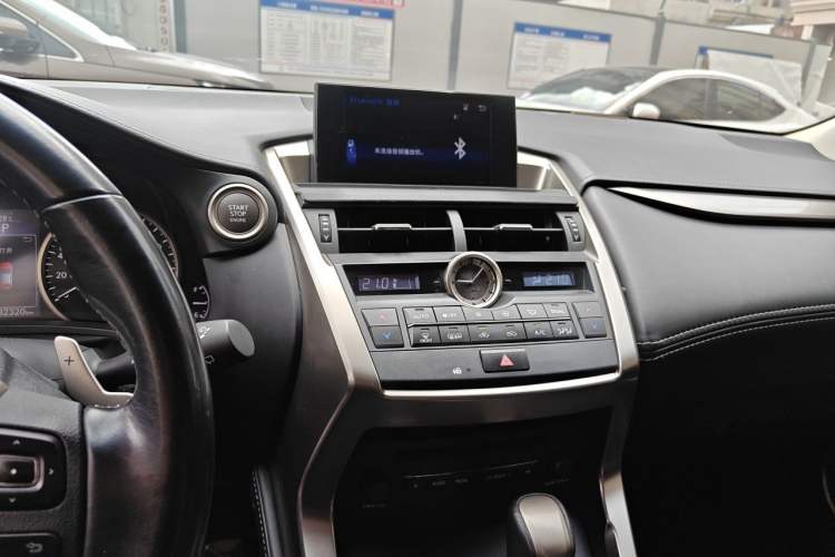 Used Lexus NX 2015 200T All-Wheel-Drive Fēngshàng Edition Audio And AC Panel
