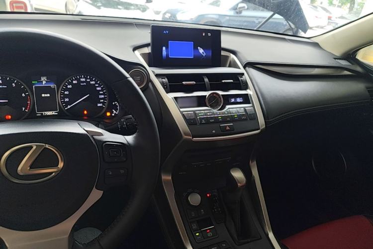 Used Lexus NX 2015 200 Front-Wheel Drive X-Trail SE Edition Center Console