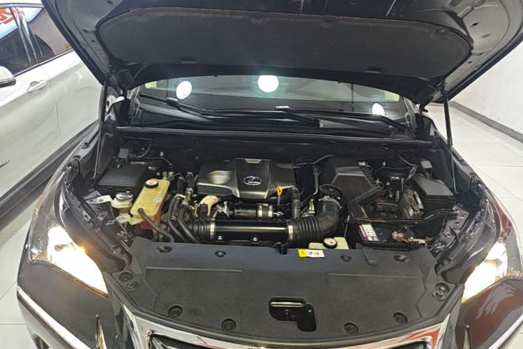 Used Lexus NX 2015 200T All-Wheel-Drive Fēngshàng Edition Engine Bay