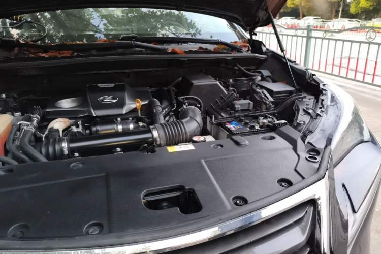 Used Lexus NX 2015 200T All-Wheel-Drive Fēngshàng Edition Engine Bay Left