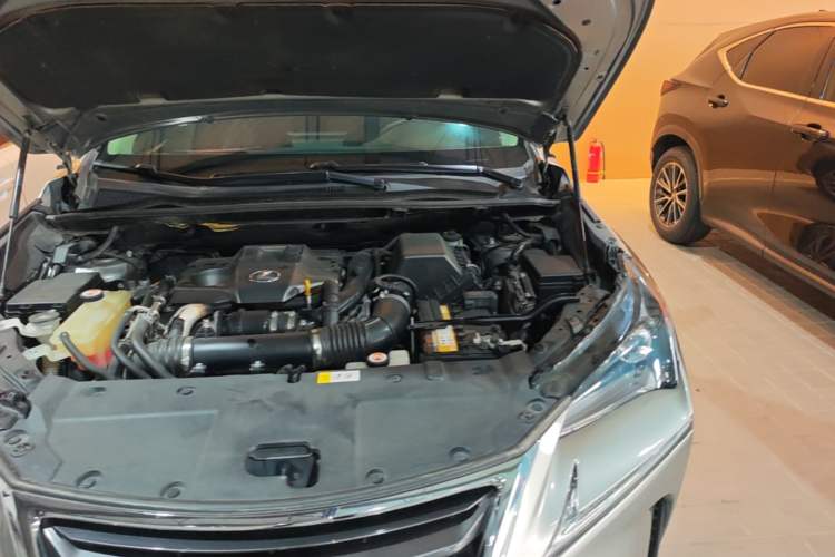 Used Lexus NX 2015 200T All-Wheel-Drive Fēngshàng Edition Engine Bay Left