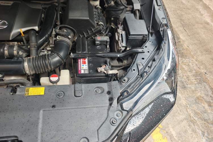 Used Lexus NX 2015 200T All-Wheel-Drive Fēngshàng Edition Engine Bay Left