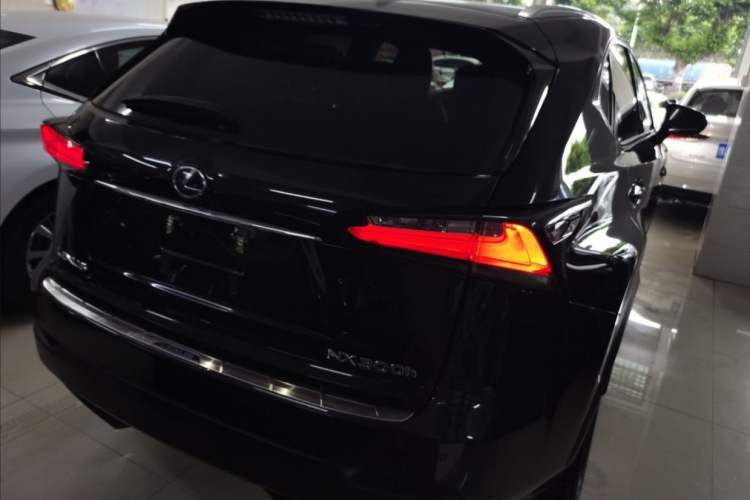 Used Lexus NX 2015 300h Front-Drive Fēngshàng Edition Exterior 5