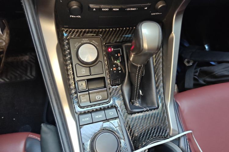 Used Lexus NX 2015 200T All-Wheel-Drive Fēngshàng Edition Gear Lever