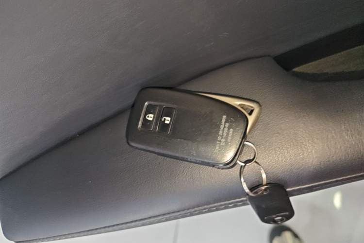 Used Lexus NX 2015 200T All-Wheel-Drive Fēngshàng Edition Interior 1