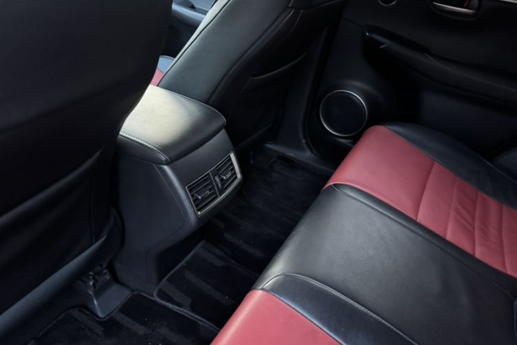 Used Lexus NX 2015 200 Front-Wheel Drive X-Trail SE Edition Interior 11