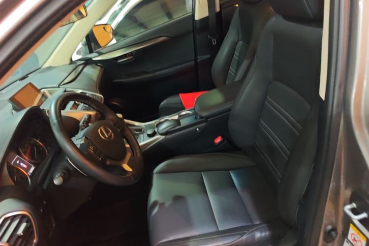 Used Lexus NX 2015 200T All-Wheel-Drive Fēngshàng Edition Left Front Seat