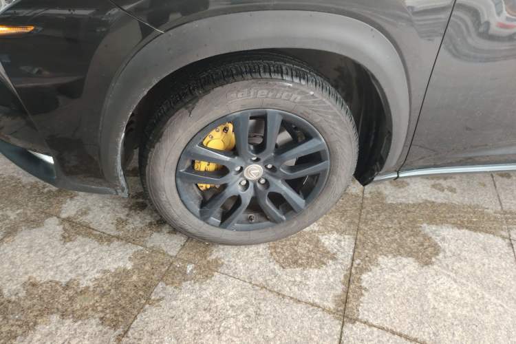 Used Lexus NX 2015 200T All-Wheel-Drive Fēngshàng Edition Left Front Wheel Hub