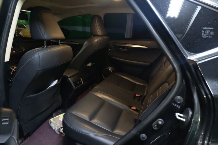 Used Lexus NX 2015 200T All-Wheel-Drive Fēngshàng Edition Left Rear Seat