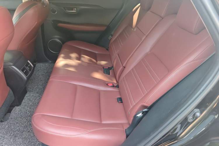 Used Lexus NX 2015 200 All-Wheel Drive Fēngshàng Edition Left Rear Seat