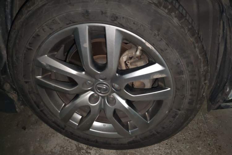 Used Lexus NX 2015 200T All-Wheel-Drive Fēngshàng Edition Right Front Wheel Hub