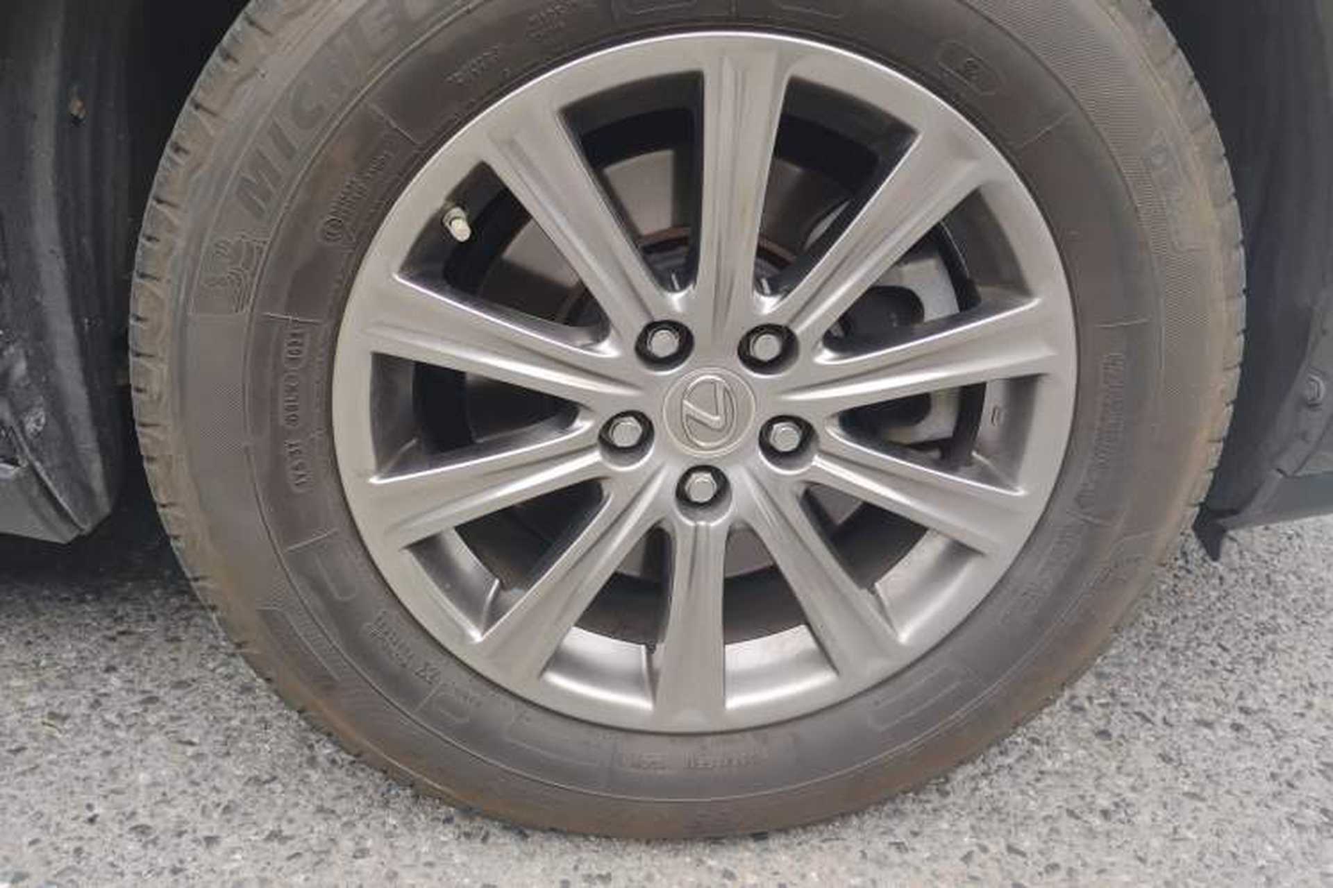 Used Lexus NX 2015 200 All-Wheel Drive Fēngshàng Edition Right Front Wheel Hub