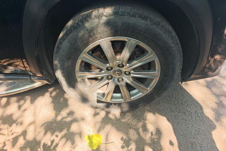 Used Lexus NX 2015 200 All-Wheel Drive Fēngshàng Edition Right Front Wheel Hub