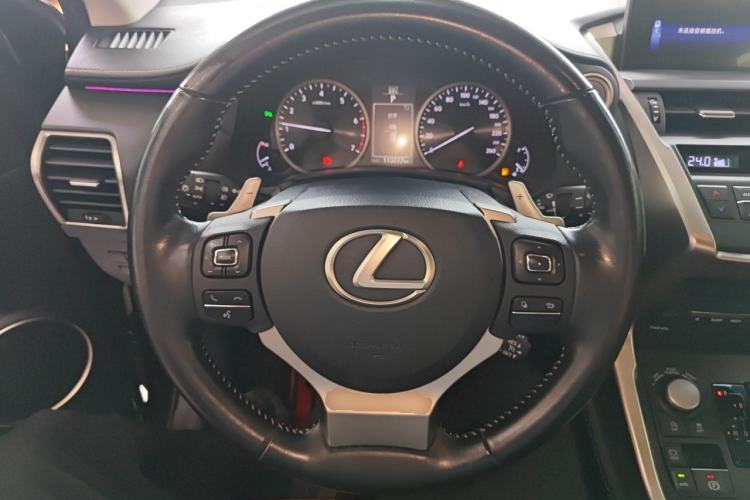Used Lexus NX 2015 200T All-Wheel-Drive Fēngshàng Edition Steering Wheel