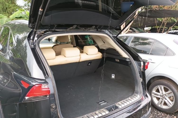 Used Lexus NX 2015 200T All-Wheel-Drive Fēngshàng Edition Trunk