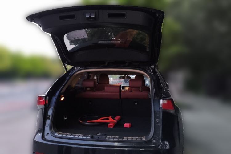 Used Lexus NX 2015 200T All-Wheel-Drive Fēngshàng Edition Trunk