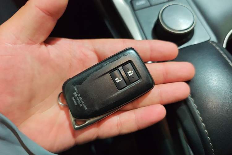 Used Lexus NX 2015 200T All-Wheel-Drive Fēngshàng Edition Vehicle Key