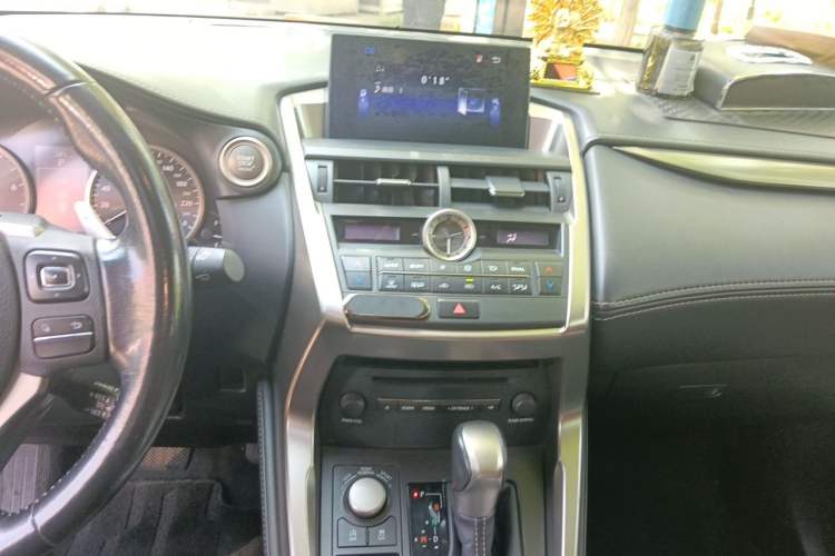 Used Lexus NX 2015 200T All-Wheel-Drive Fēngshàng Edition Audio And AC Panel