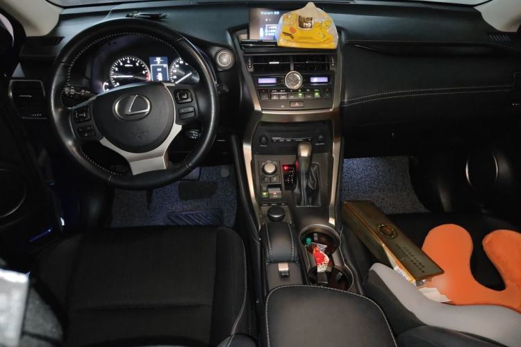 Used Lexus NX 2015 200 Front-Wheel Drive X-Trail SE Edition Center Console