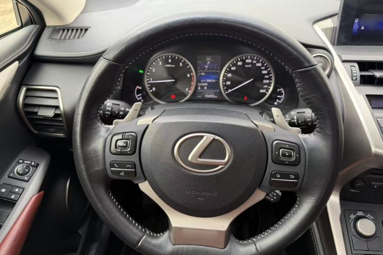 Used Lexus NX 2015 200T All-Wheel-Drive Fēngshàng Edition Engine Bay