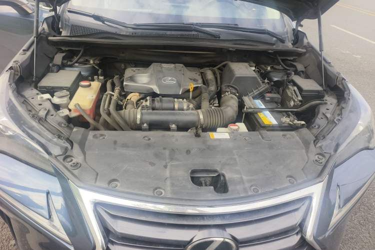 Used Lexus NX 2015 200T All-Wheel-Drive Fēngshàng Edition Engine Bay