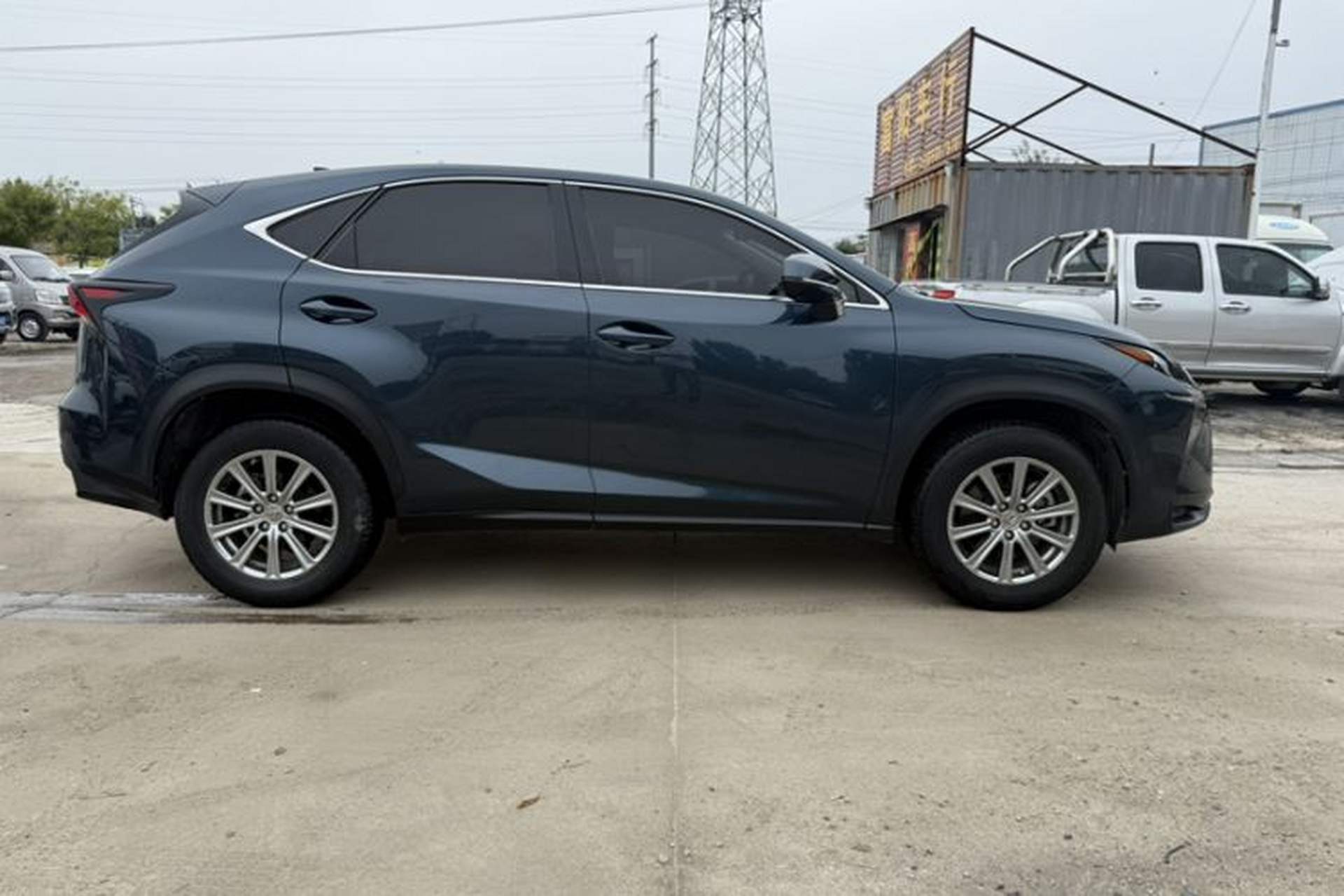Used Lexus NX 2015 200 Front-Wheel Drive X-Trail SE Edition Exterior 2