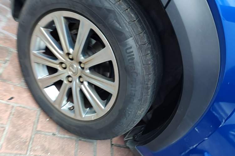 Used Lexus NX 2015 200 Front-Wheel Drive X-Trail SE Edition Exterior 5