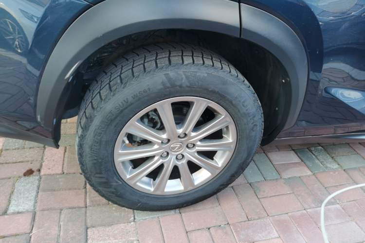 Used Lexus NX 2015 200 All-Wheel Drive Fēngshàng Edition Exterior 8