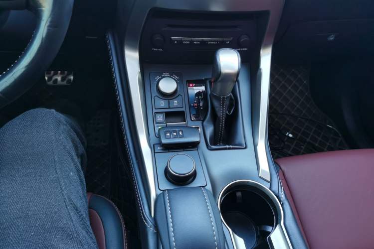 Used Lexus NX 2015 200 All-Wheel Drive Fēngshàng Edition Gear Lever