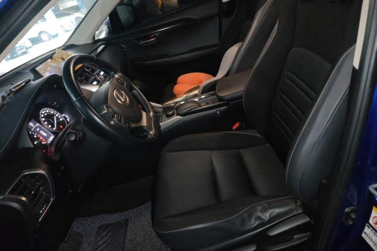 Used Lexus NX 2015 200 Front-Wheel Drive X-Trail SE Edition Left Front Seat