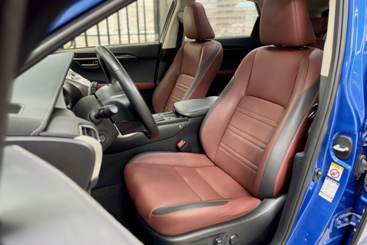 Used Lexus NX 2015 300h All-Wheel-Drive Fēngzhì Edition Left Front Seat