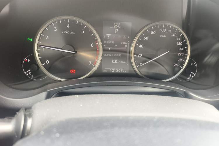 Used Lexus NX 2015 200T All-Wheel-Drive Fēngshàng Edition Odometer Close Up