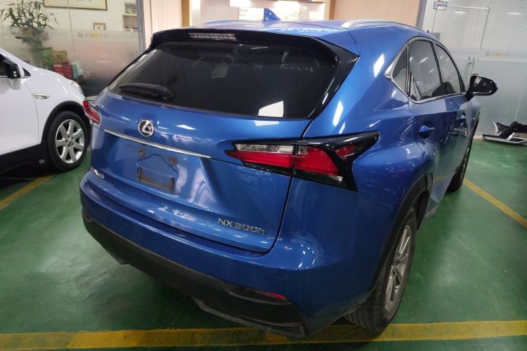 Used Lexus NX 2015 300h Front-Drive Fēngshàng Edition Rear Right 45 Deg