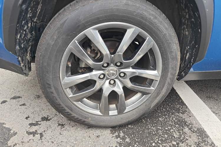 Used Lexus NX 2015 200T All-Wheel-Drive Fēngshàng Edition Right Rear Wheel Hub